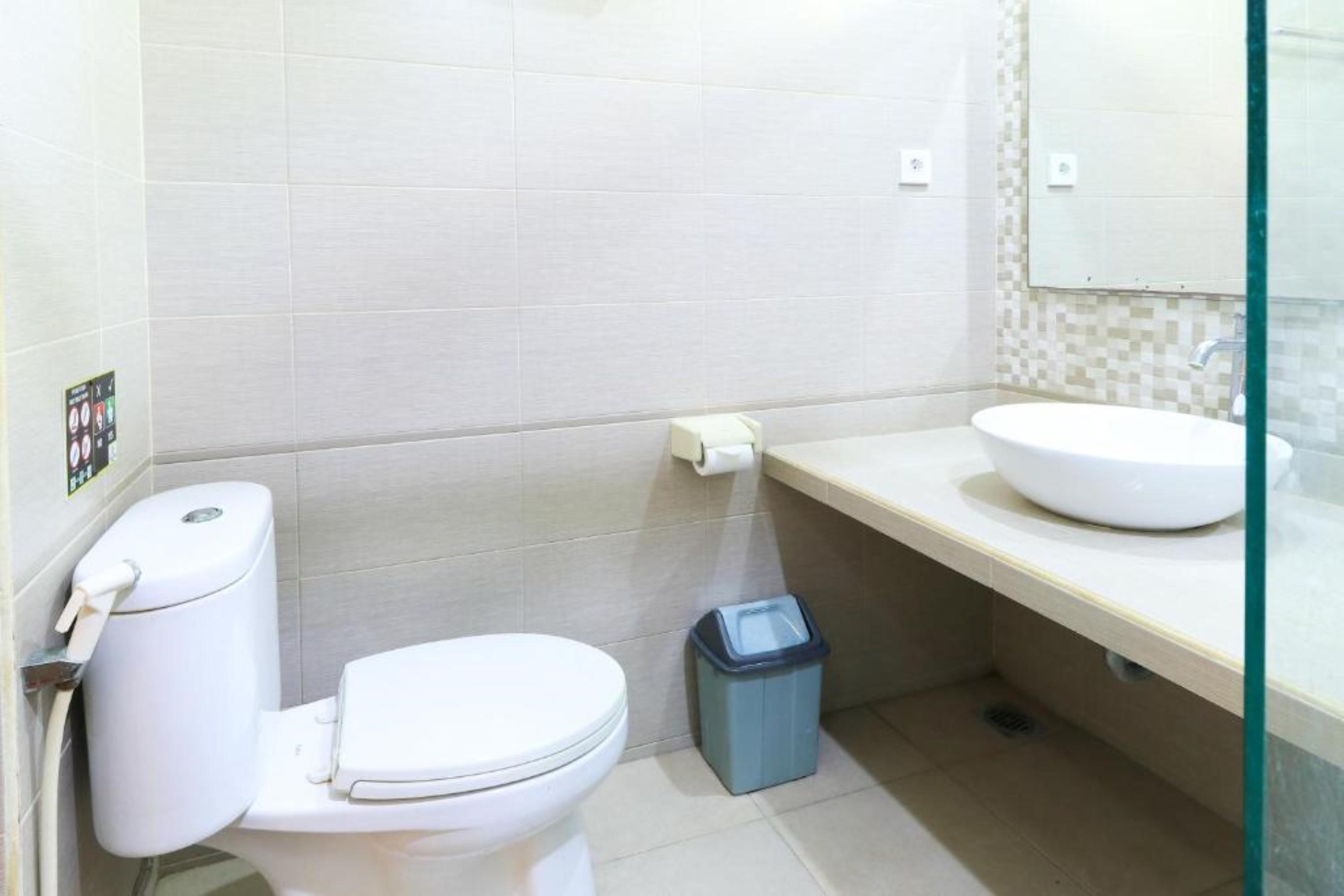 Ayu Lili Garden Hotel Kuta Кута Экстерьер фото