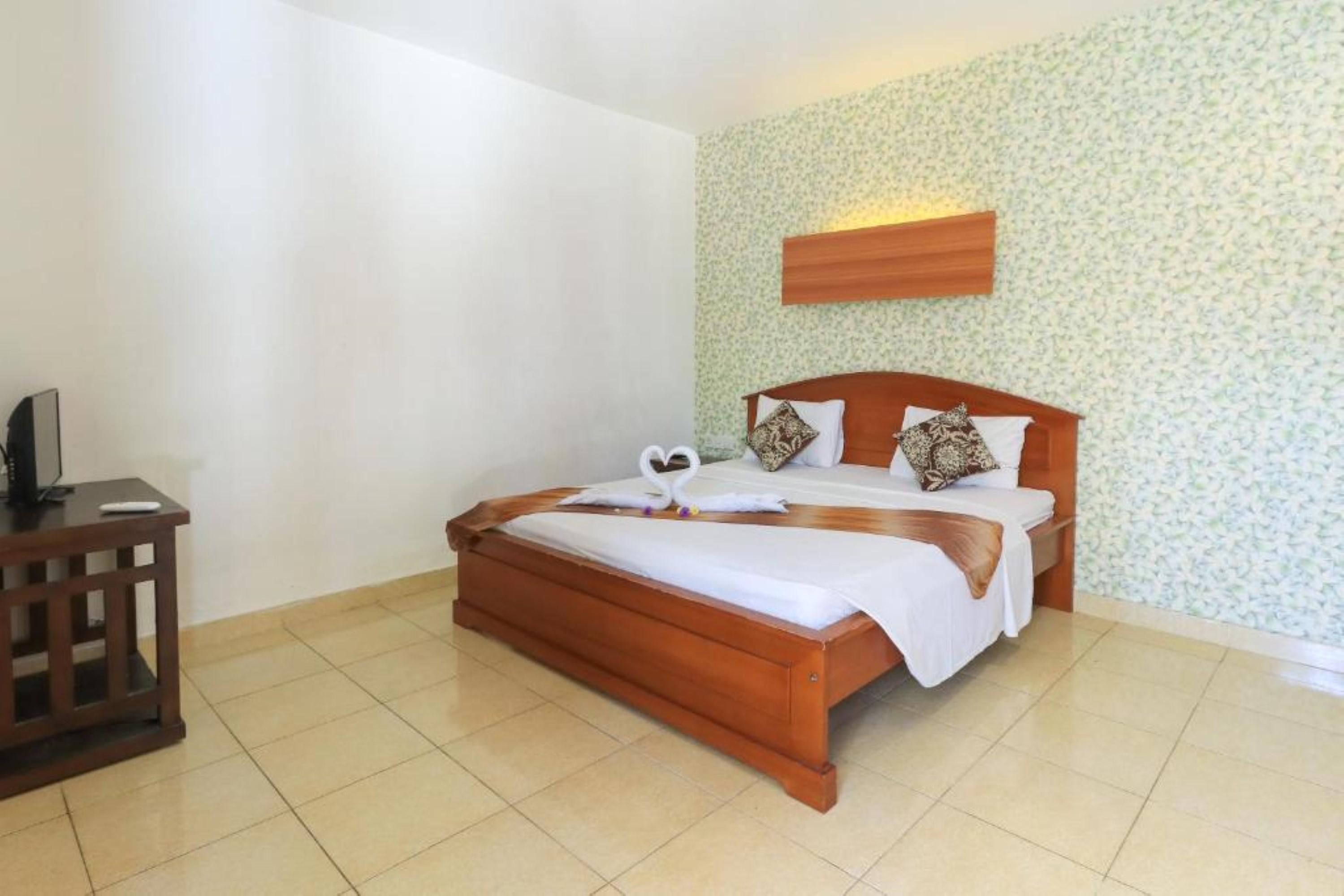 Ayu Lili Garden Hotel Kuta Кута Экстерьер фото