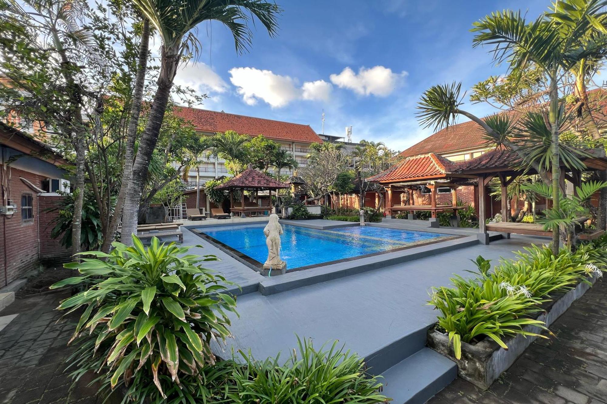 Ayu Lili Garden Hotel Kuta Кута Экстерьер фото